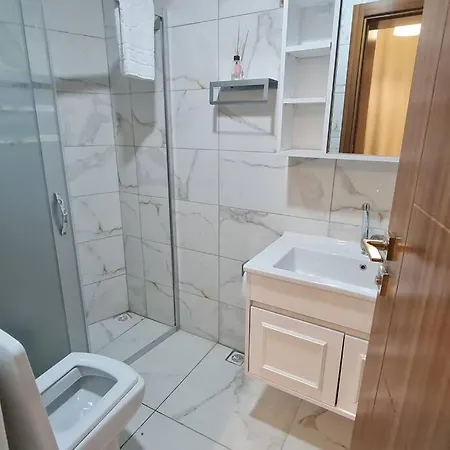 Cozy 2 Bedroom Near Mosque Yildirim