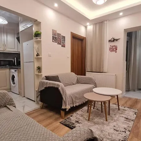 Cozy 2 Bedroom Near Mosque Yildirim