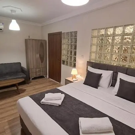 Cozy 1 Bedroom Near Mosque *